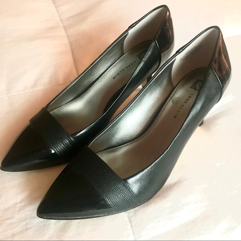 Black Anne Klein Finn Pump